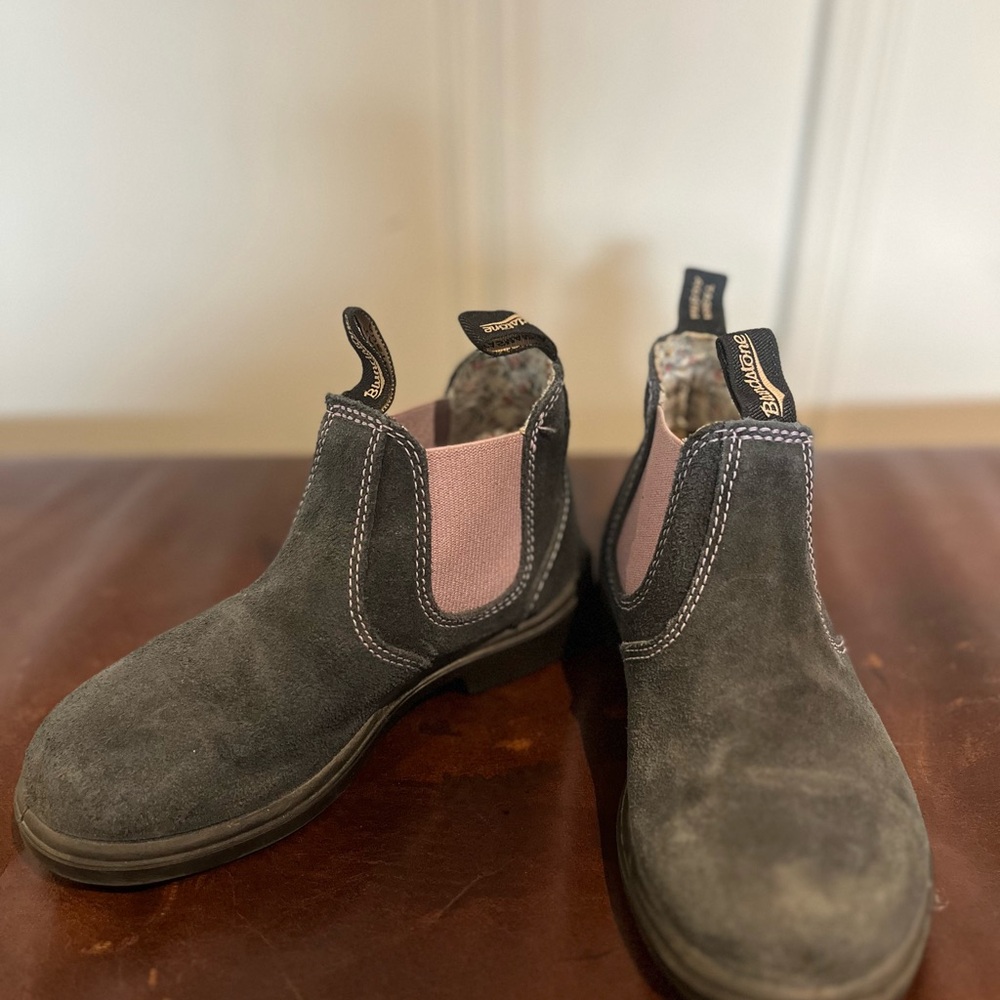 Blundstones - Blue and Lavender Suede Chelsea Boots with floral lining